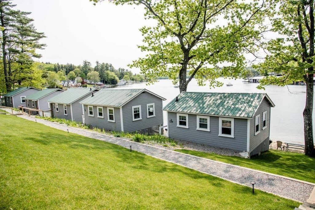 Lakefront Cottage On Beautiful Lake Winnipesaukee Laconia Exterior photo