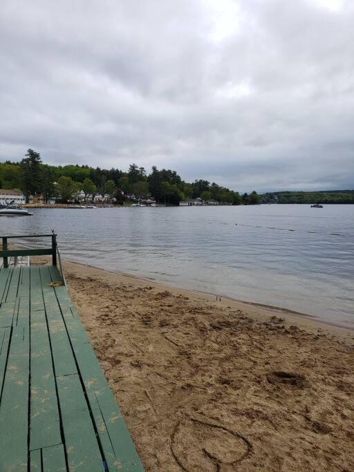 Lakefront Cottage On Beautiful Lake Winnipesaukee Laconia Exterior photo