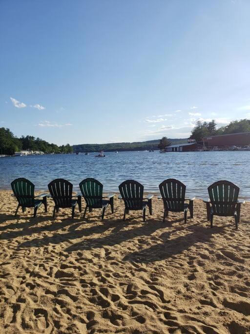 Lakefront Cottage On Beautiful Lake Winnipesaukee Laconia Exterior photo